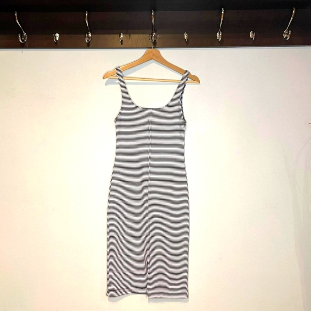 Zara fitted striped dress- Size Medium - Picture 2 of 2